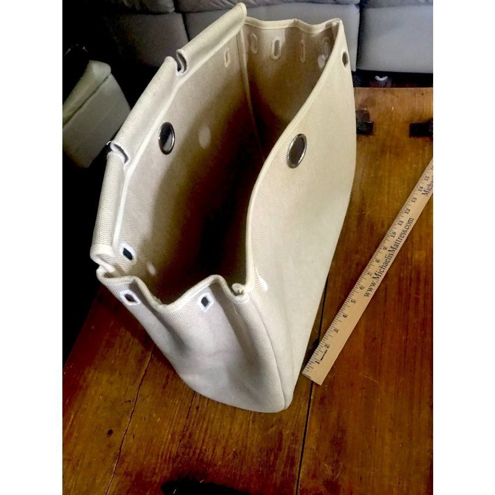 🪵🍁🍂Only the canvas bag no harness. Priced accordingly 14L 12H 5W Hermes